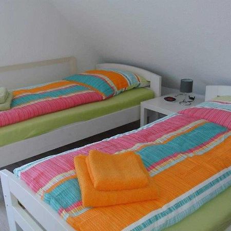 Ferienwohnung Hinz Neu Ludershagen ภายนอก รูปภาพ