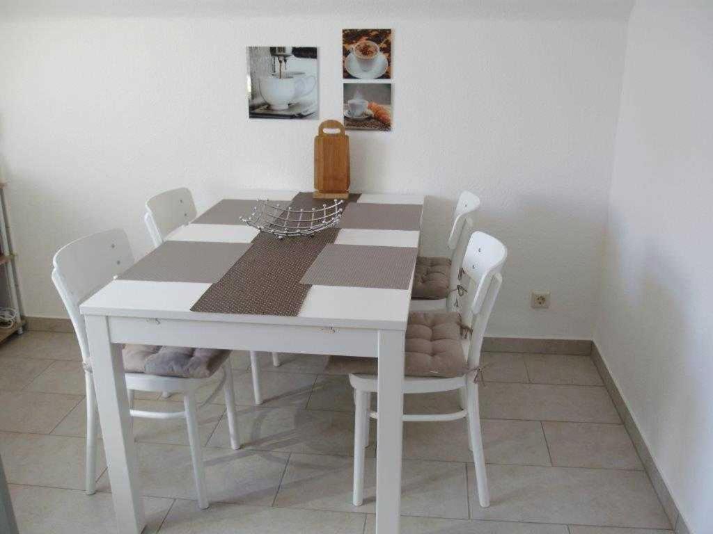 Ferienwohnung Hinz Neu Ludershagen ภายนอก รูปภาพ